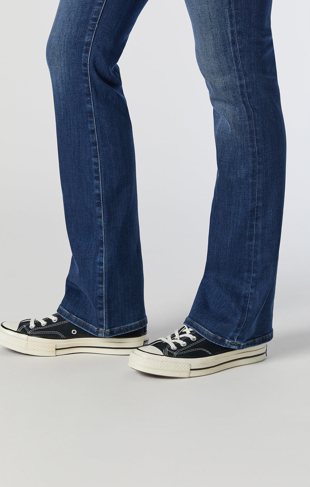 MOLLY BOOTCUT IN INDIGO SUPERSOFT - Mavi Jeans