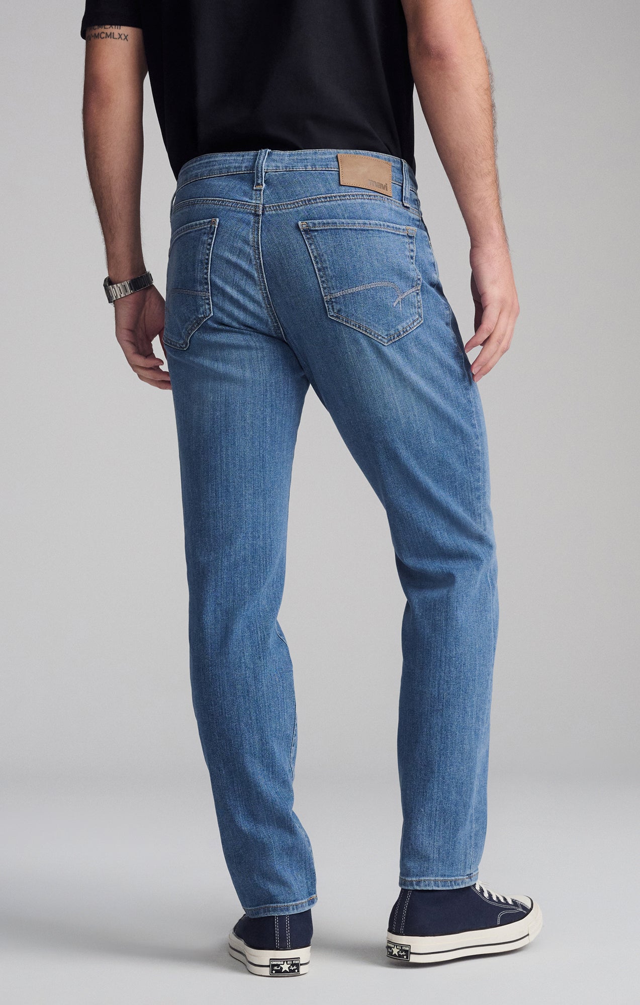 STEVE ATHLETIC FIT IN MID SHADED WILLIAMSBURG - Mavi Jeans