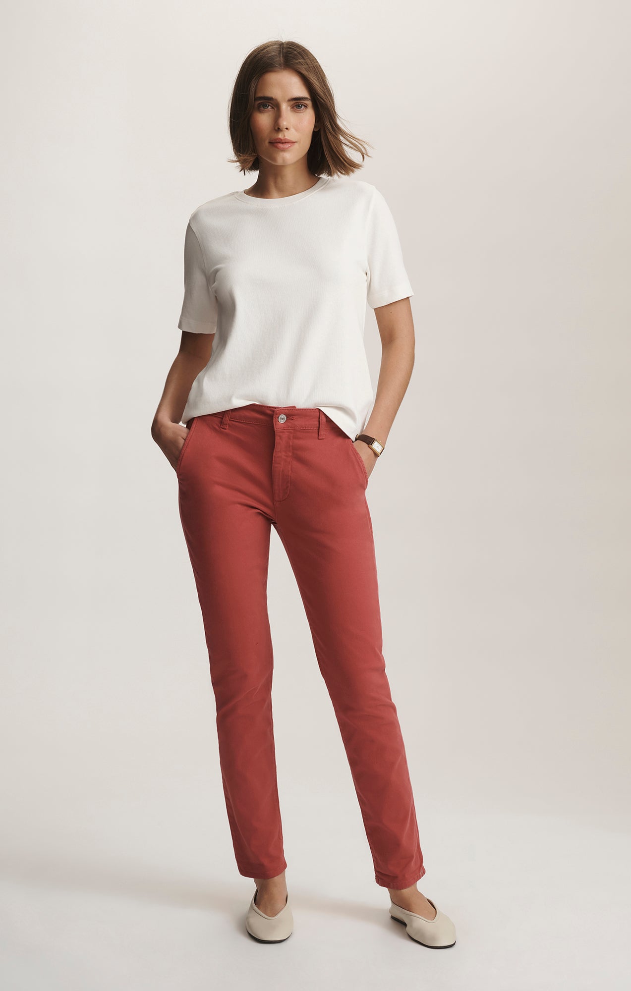 KATHLEEN SLIM BOYFRIEND CHINO IN BUBBLEGUM CASUAL TWILL - Mavi Jeans