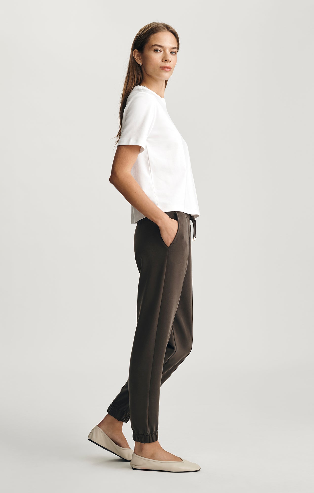 LUXE TOUCH TENCEL™ SWEATPANTS IN DELICIOSO - Mavi Jeans