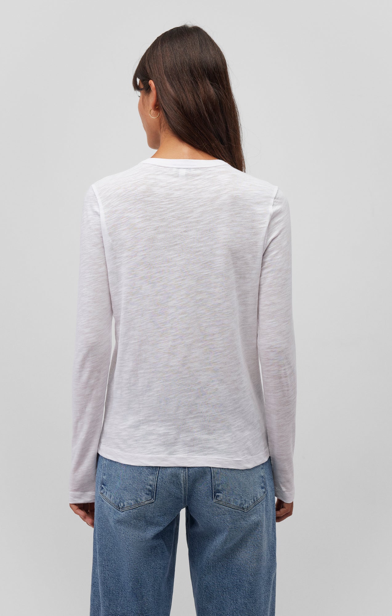 LONG SLEEVE CREW NECK T-SHIRT IN WHITE - Mavi Jeans