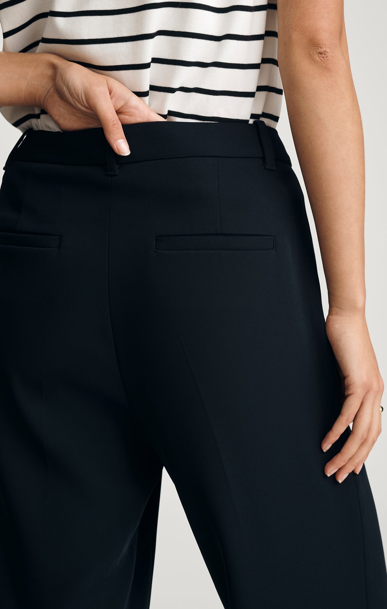 EDITION STRAIGHT LEG PANTS IN DARK NAVY - Mavi Jeans