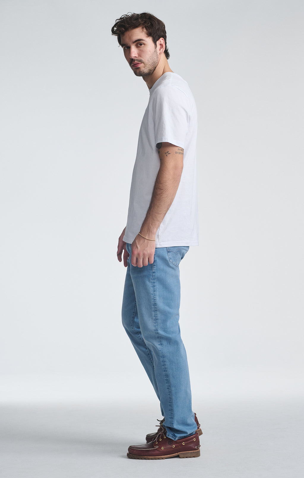 MARCUS SLIM STRAIGHT LEG IN SKY ORGANIC VINTAGE - Mavi Jeans