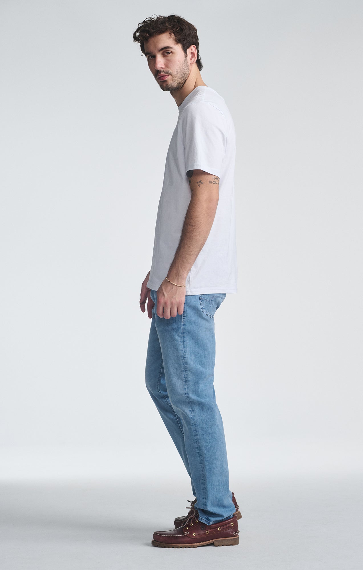 MARCUS SLIM STRAIGHT LEG IN SKY ORGANIC VINTAGE - Mavi Jeans