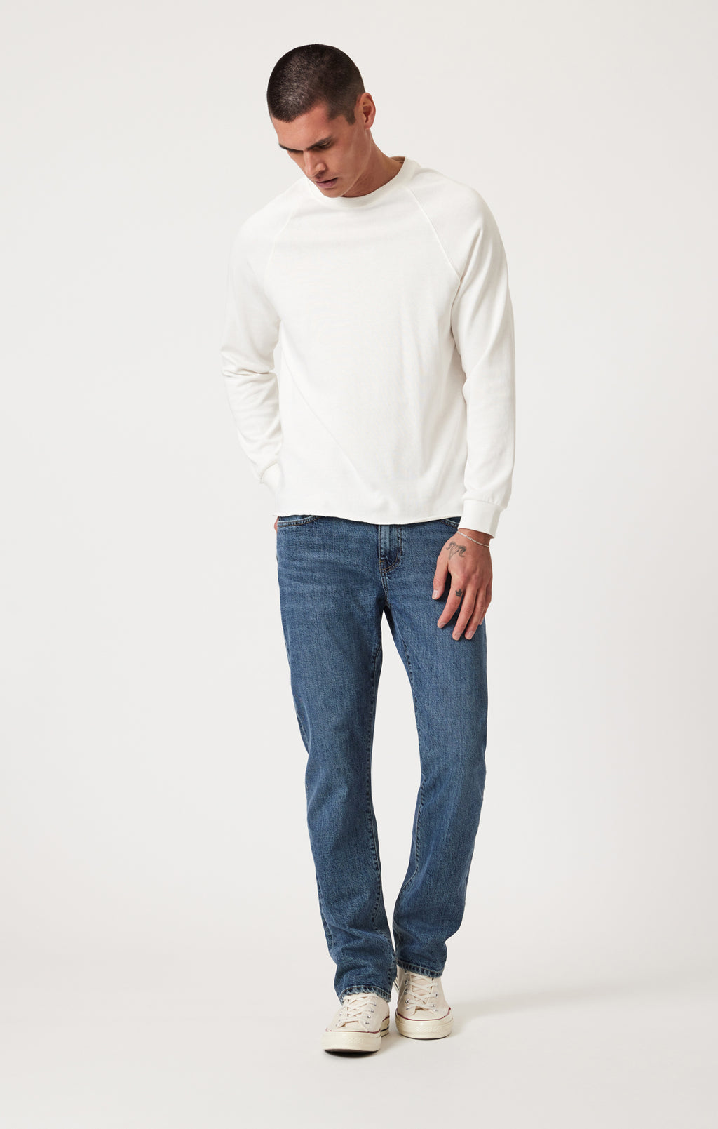 ZACH STRAIGHT LEG IN DARK FADED CLASSIC BLUE - Mavi Jeans