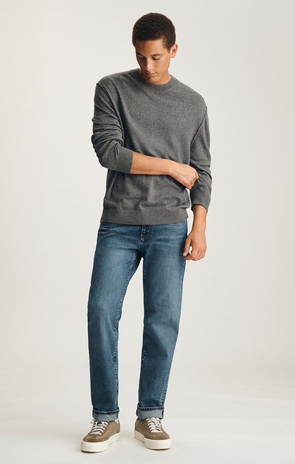 LONG SLEEVE CREW NECK SWEATER IN GREY MELANGE
