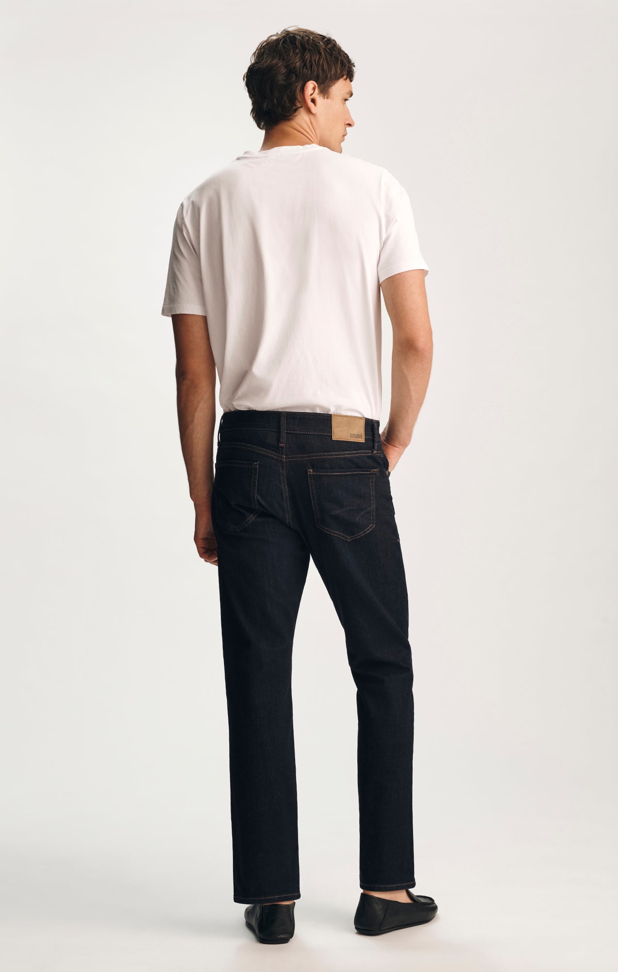 MATT RELAXED STRAIGHT LEG IN RINSE BRUSHED WILLIAMSBURG - Mavi Jeans