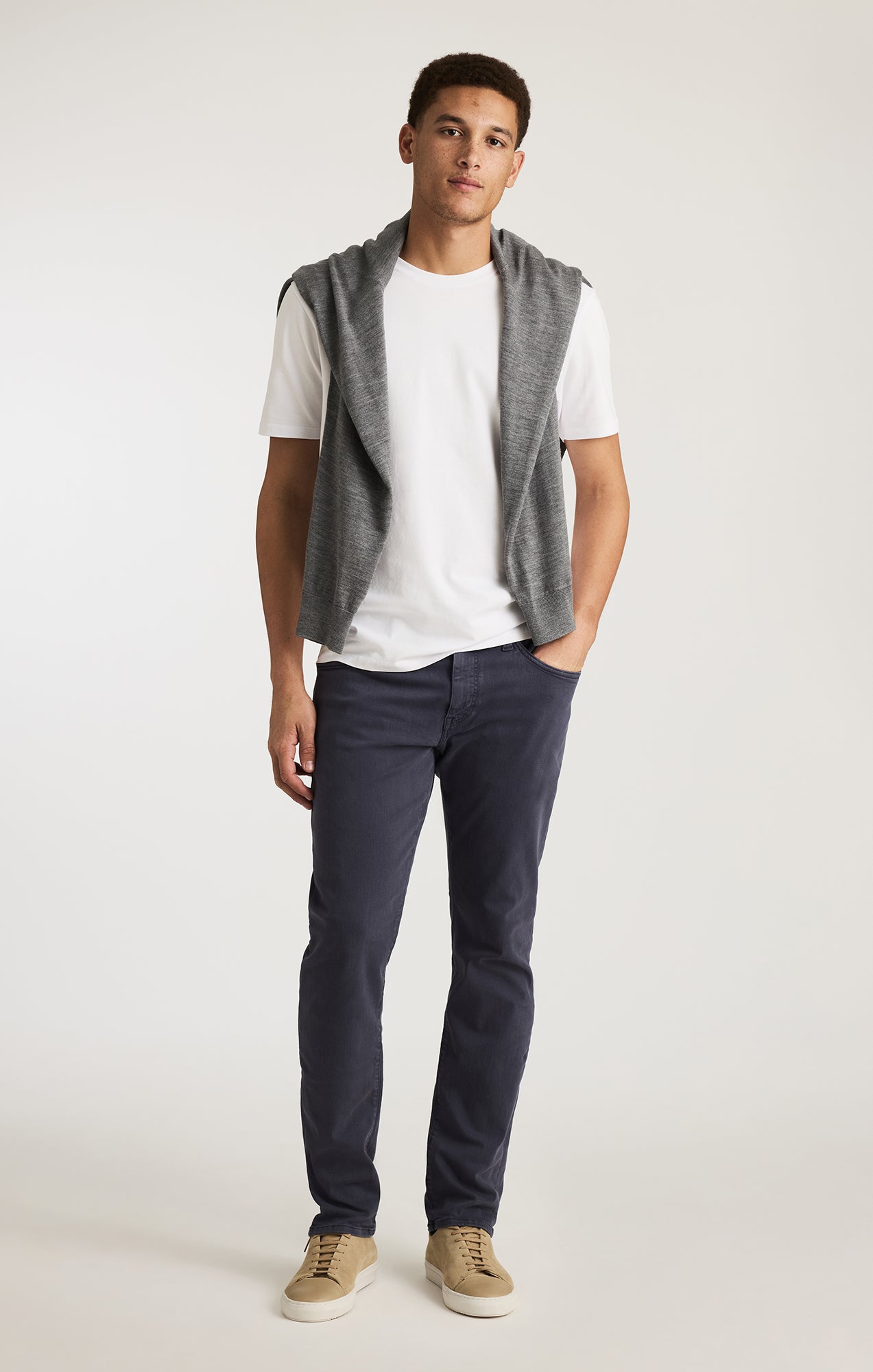 CREW NECK T-SHIRT IN WHITE