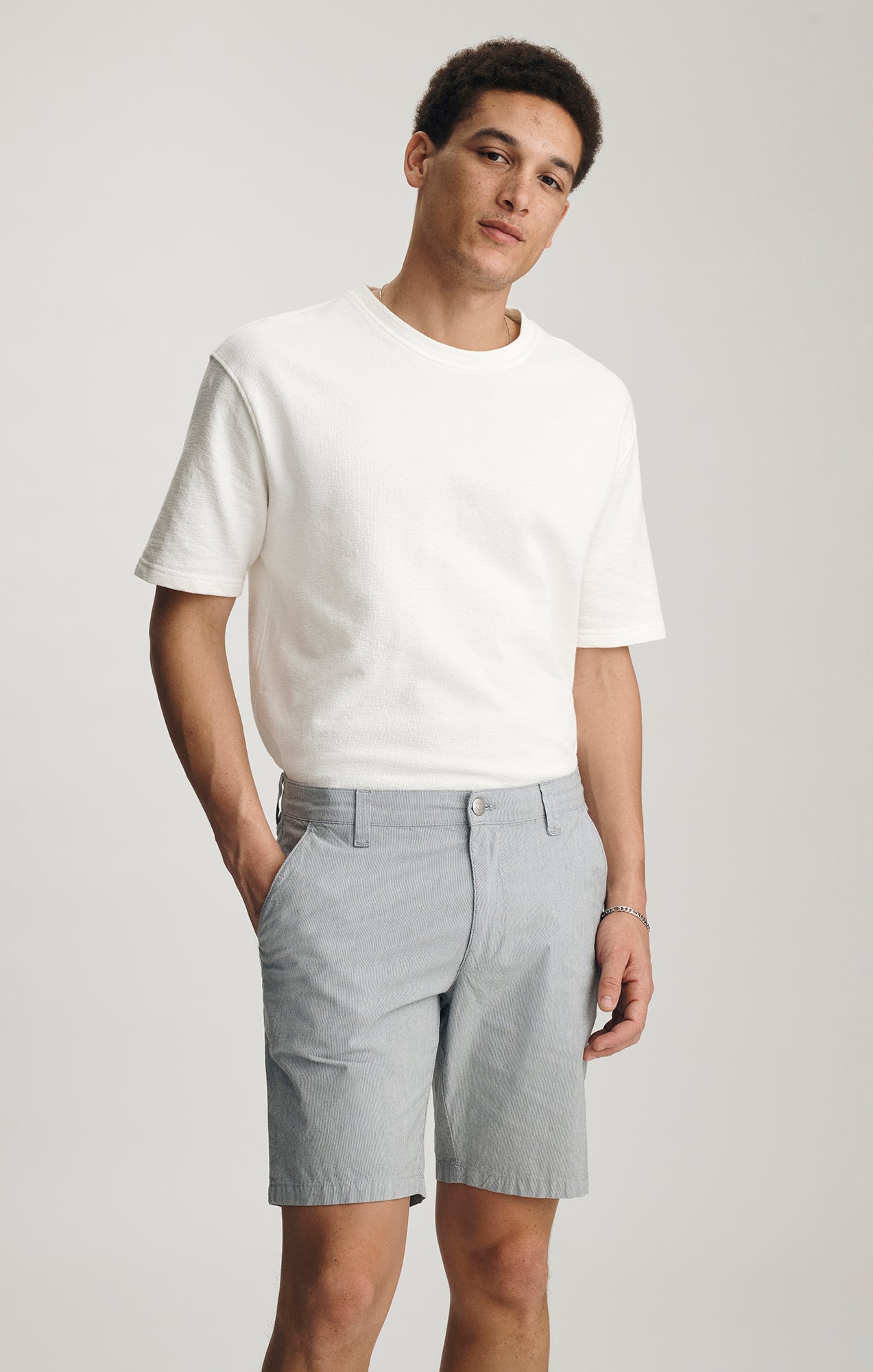 NOAH SHORTS IN BLUE STRIPE - Mavi Jeans