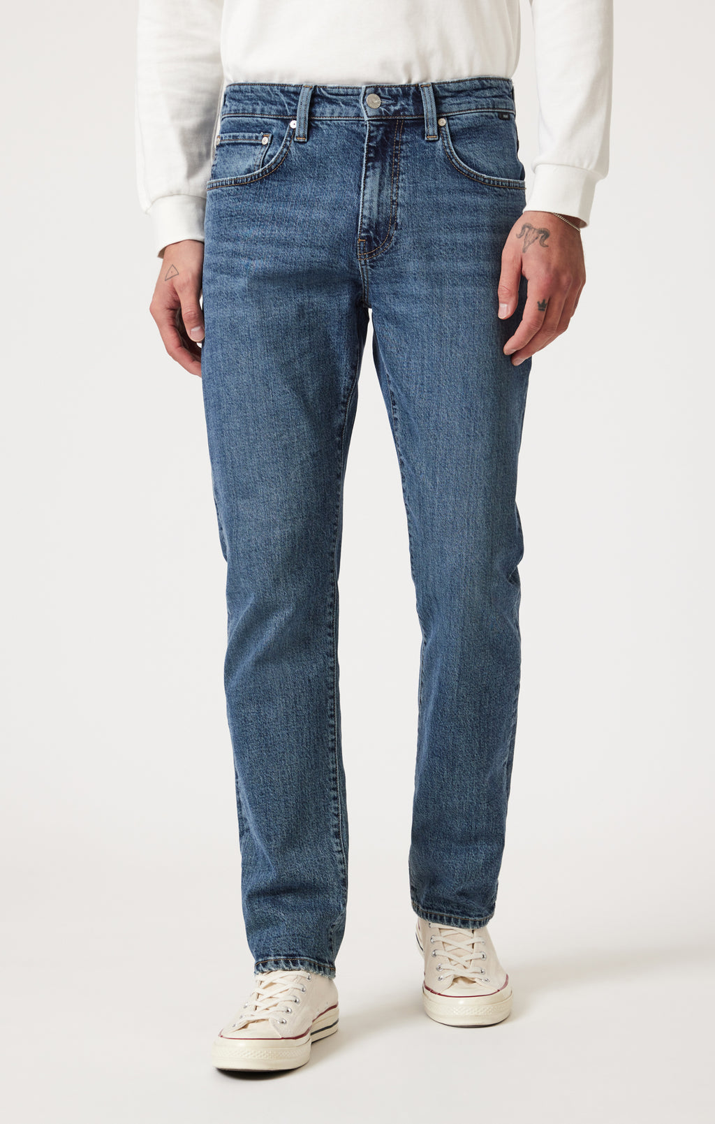 ZACH STRAIGHT LEG IN DARK FADED CLASSIC BLUE - Mavi Jeans
