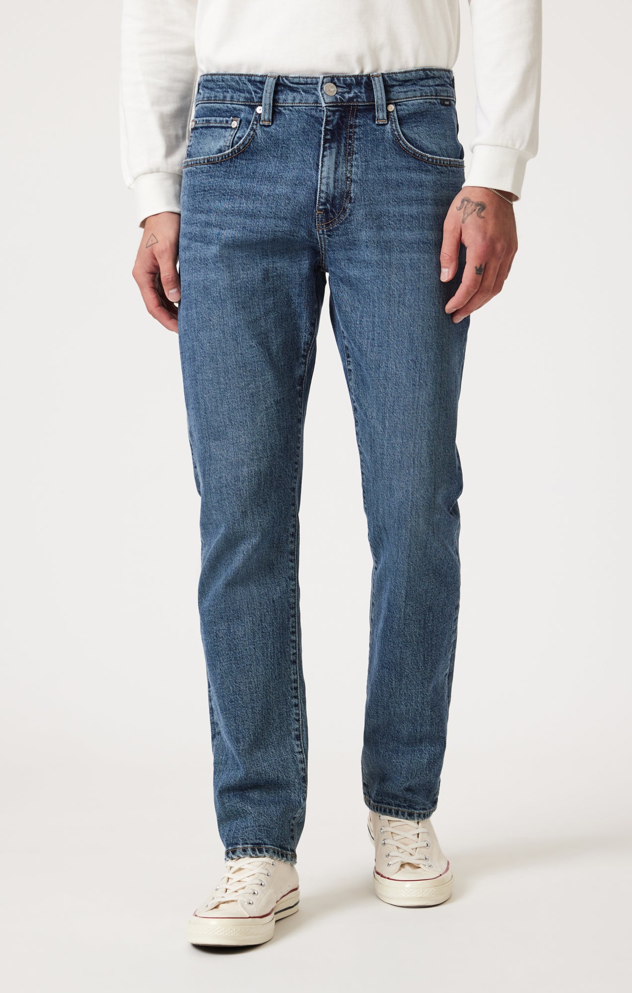 ZACH STRAIGHT LEG IN DARK FADED CLASSIC BLUE - Mavi Jeans