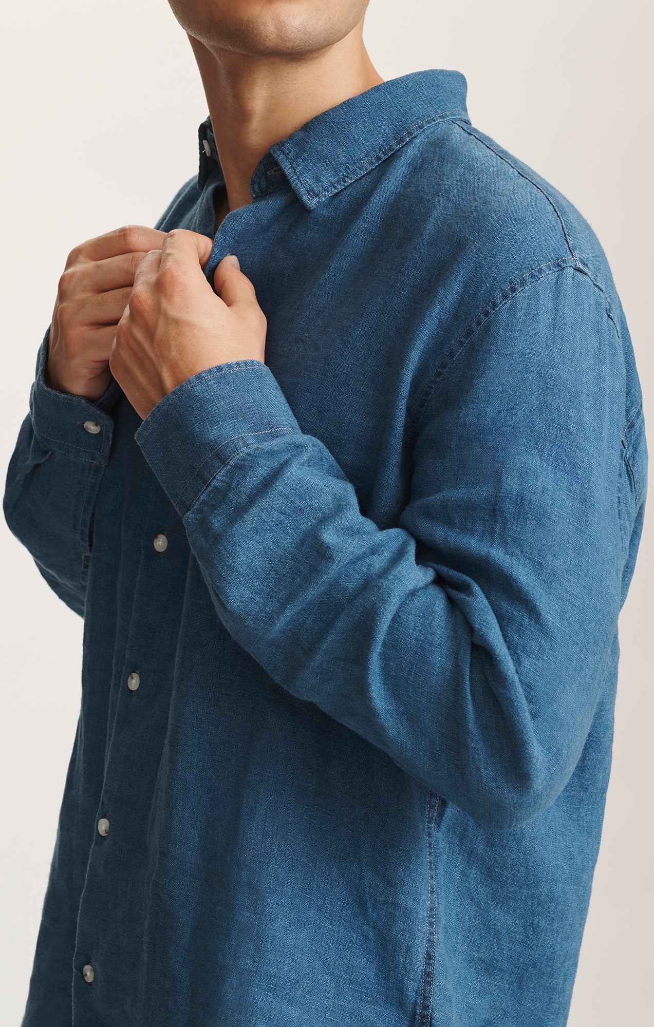 LINEN LONG SLEEVE BUTTON-UP SHIRT IN INDIGO - Mavi Jeans