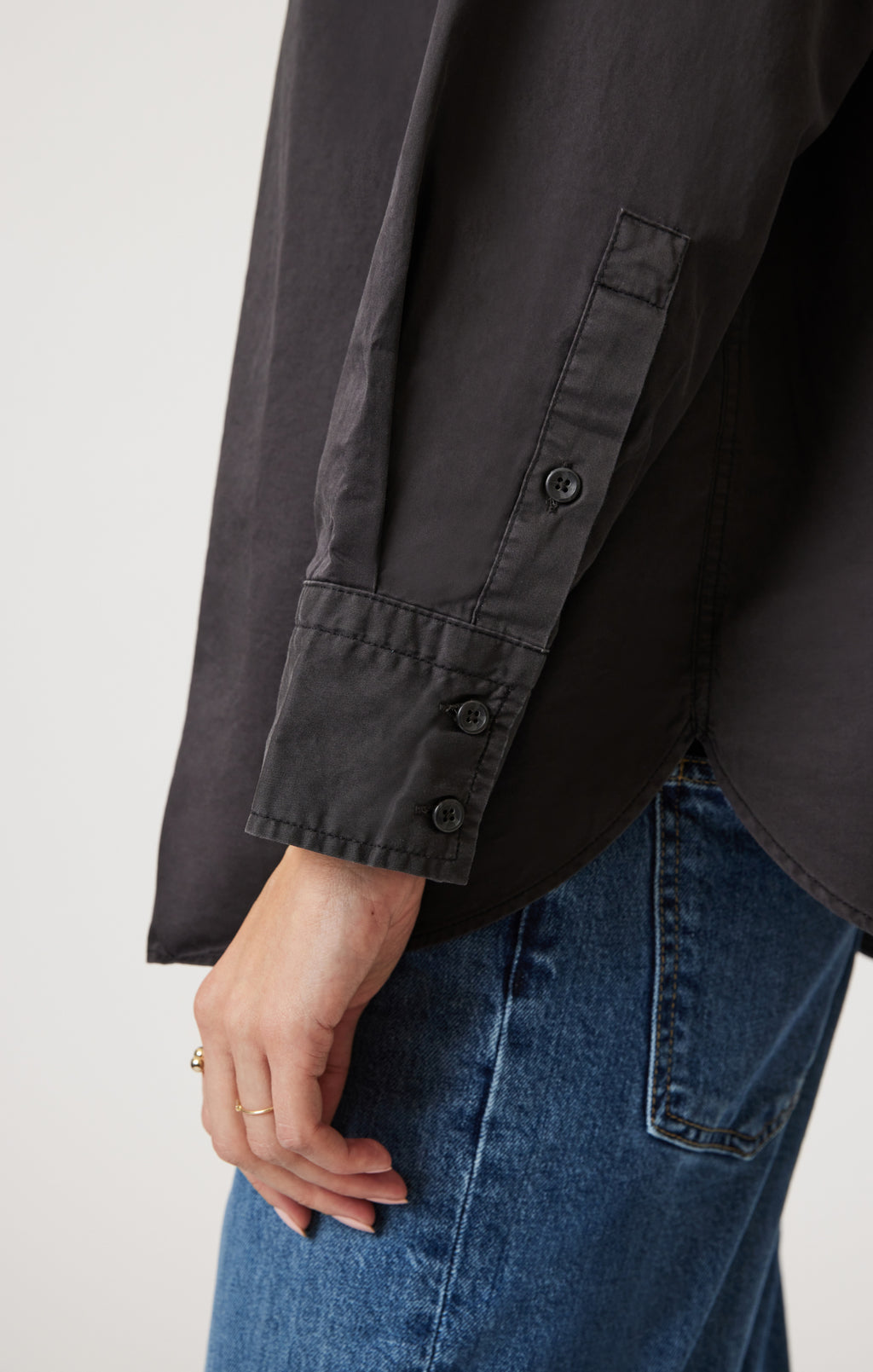 LONG SLEEVE BUTTON-UP SHIRT IN MAGNET - Mavi Jeans