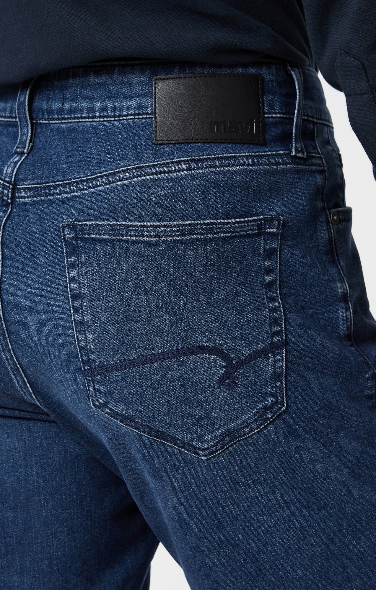 STEVE  ATHLETIC FIT IN MID BRUSHED SUPERMOVE - Mavi Jeans
