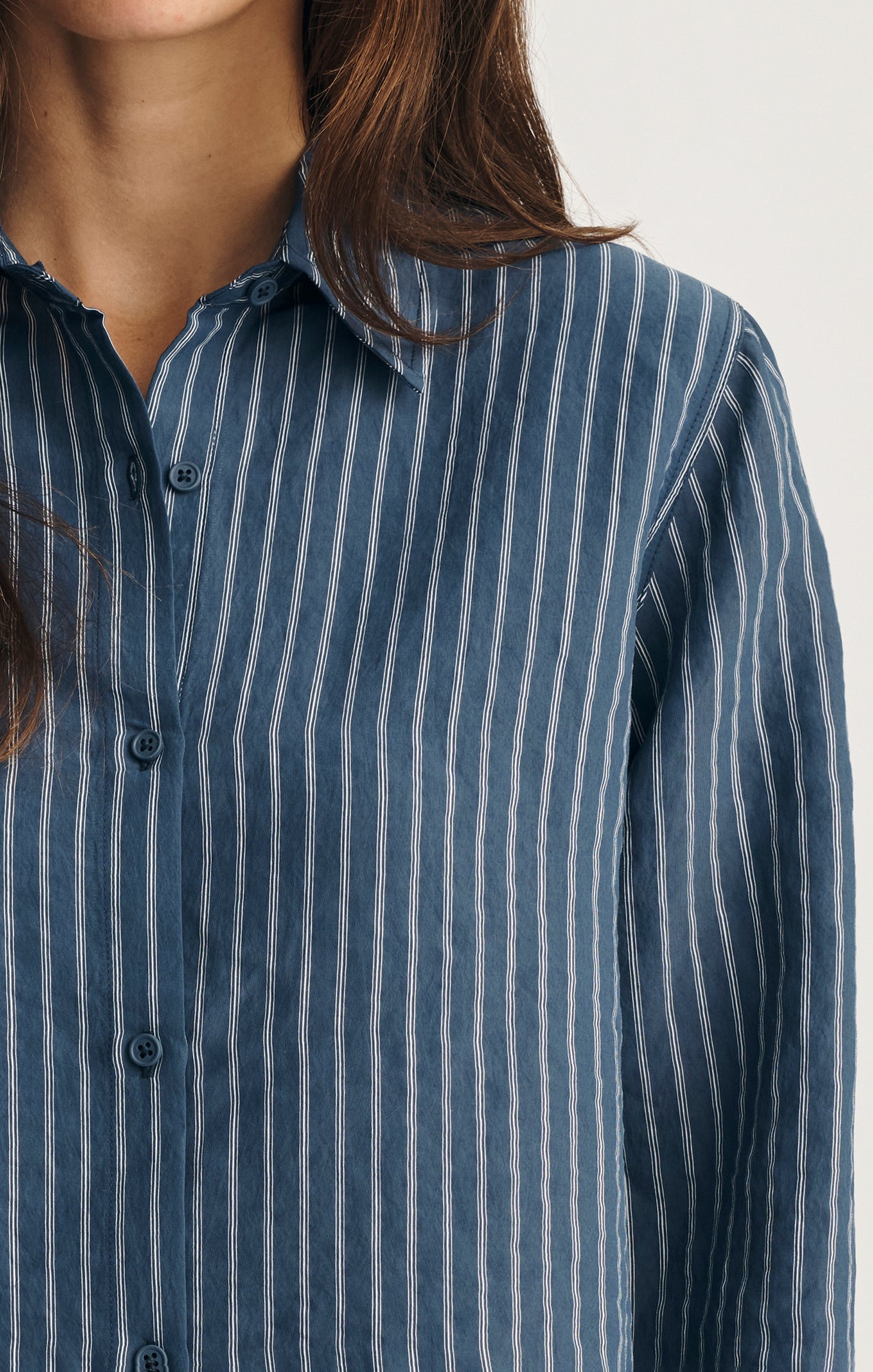 LUXE TOUCH TENCEL™ BUTTON-UP SHIRT IN INFINITY STRIPE