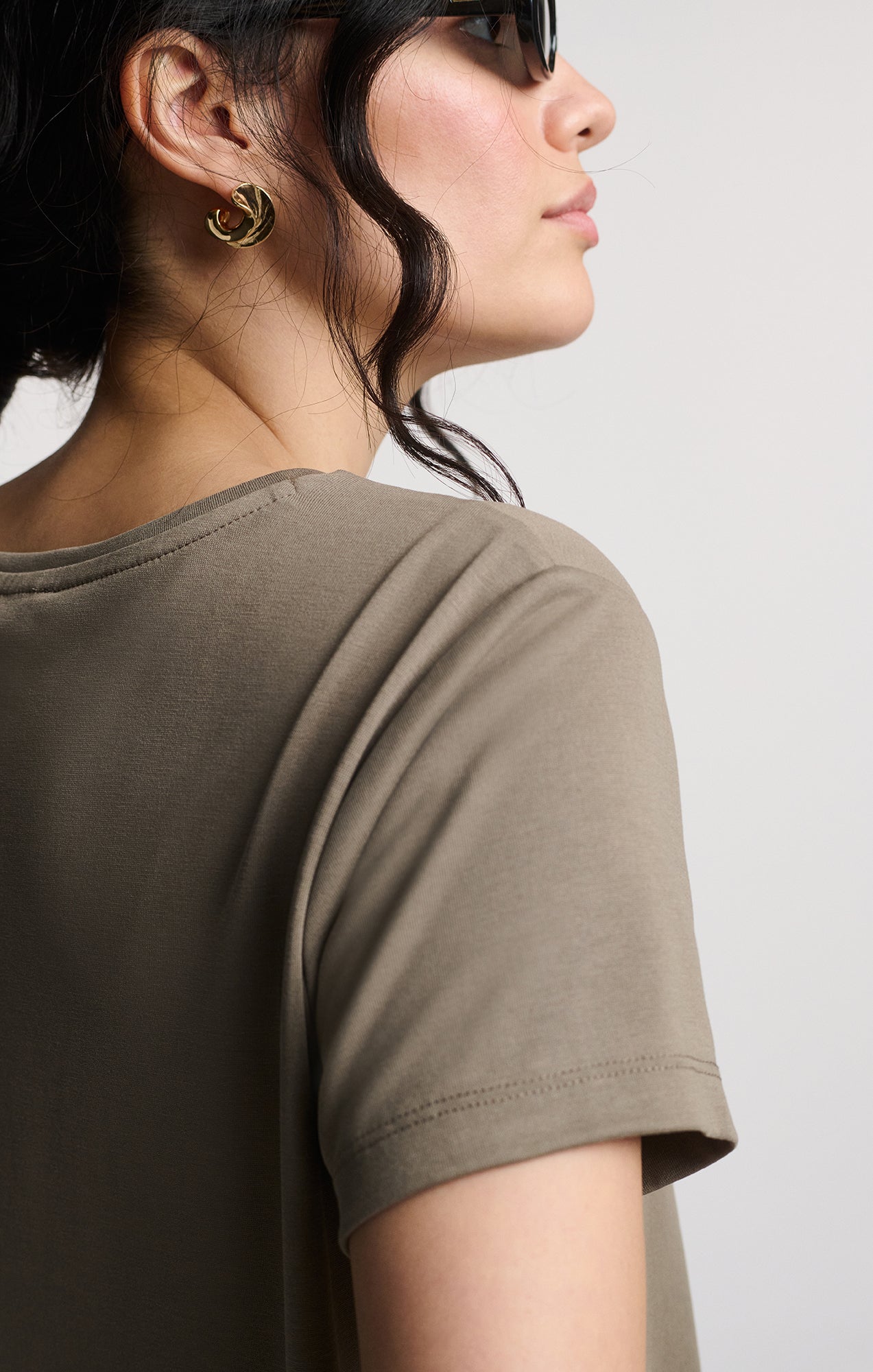 LUXE TOUCH TENCEL™ CREW NECK T-SHIRT IN MOREL - Mavi Jeans