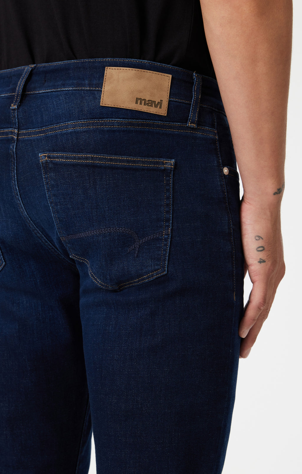 MARCUS SLIM STRAIGHT IN RINSE BRUSHED FEATHER BLUE - Mavi Jeans