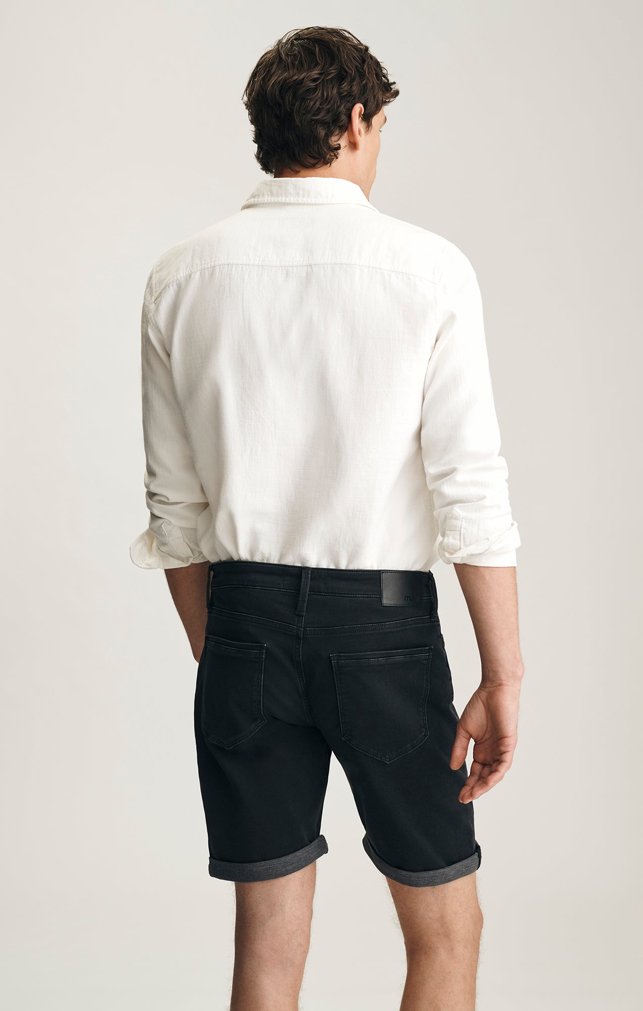 BRIAN SHORTS IN SMOKE EXPLORER - Mavi Jeans