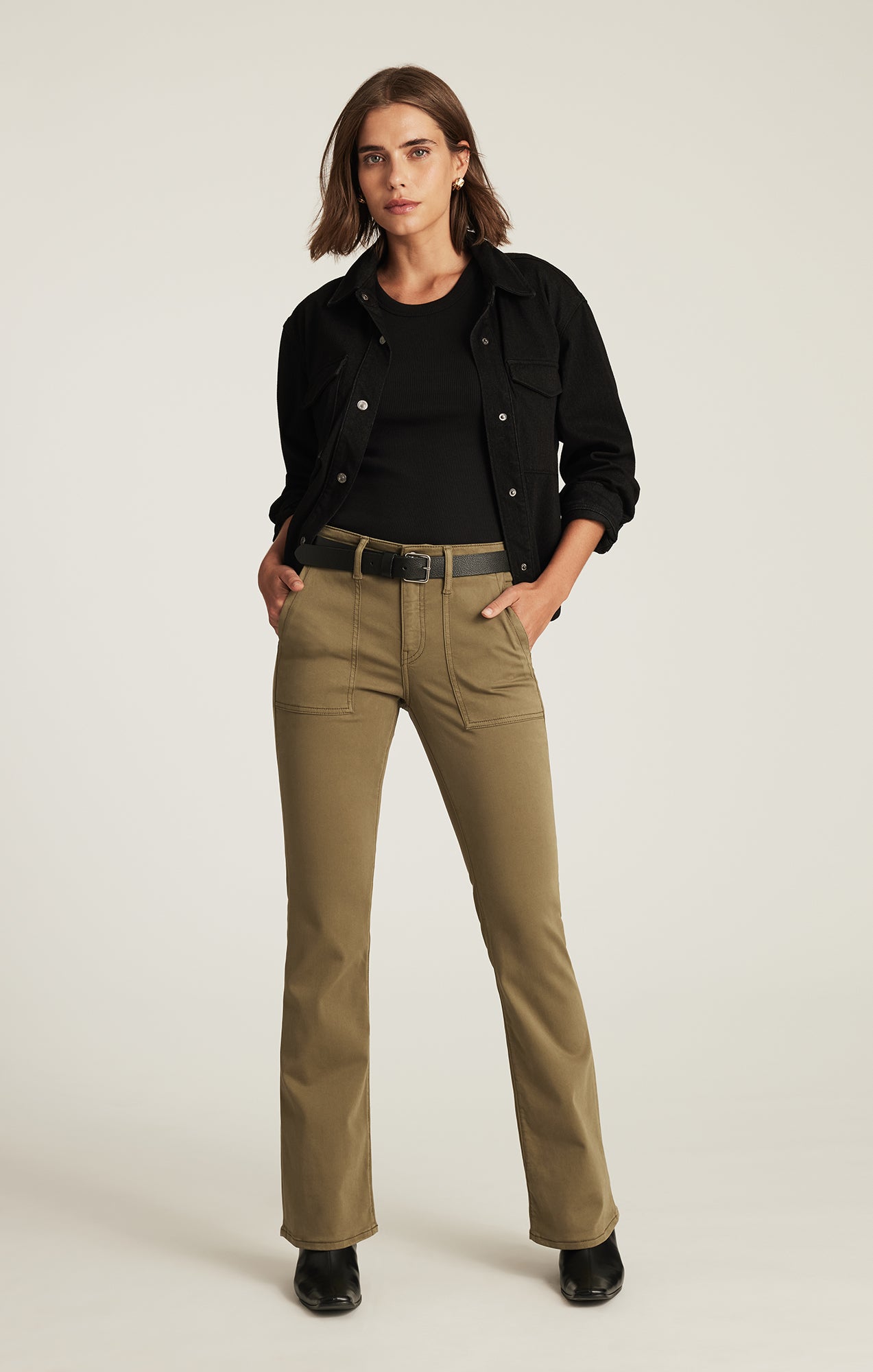 VICKY PATCH POCKET BOOTCUT IN DARK OLIVE SATEEN - Mavi Jeans