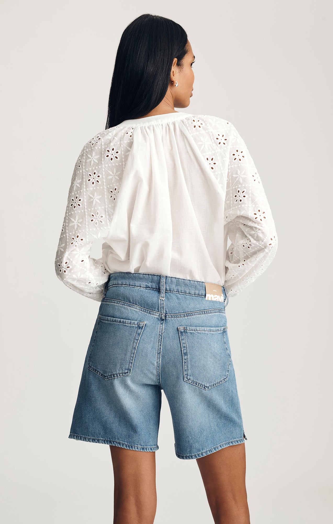 NELLA RELAXED SHORTS IN LIGHT BLUE WELL BLUE - Mavi Jeans