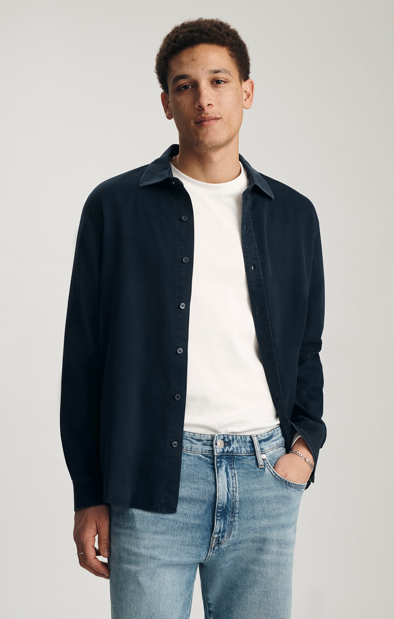 TENCEL™ BUTTON-UP SHIRT IN BLUE NIGHTS