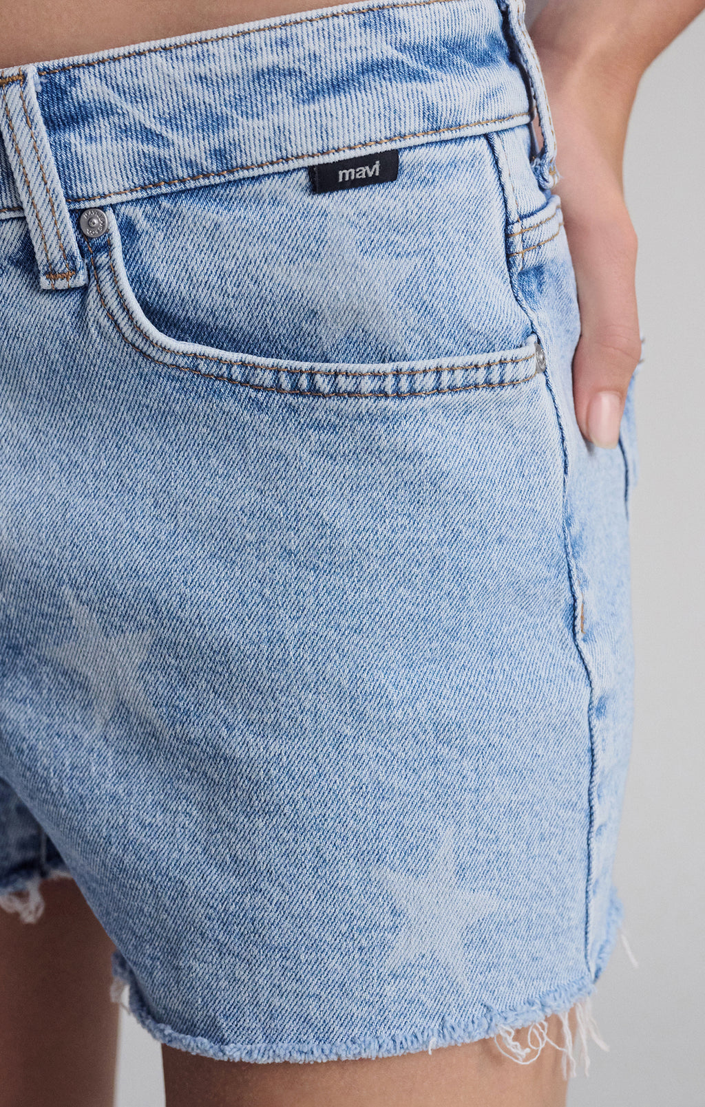 ROSIE BOYFRIEND SHORTS IN STAR DENIM - Mavi Jeans