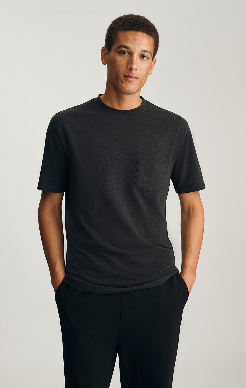 SLUB POCKET T-SHIRT IN PIRATE BLACK