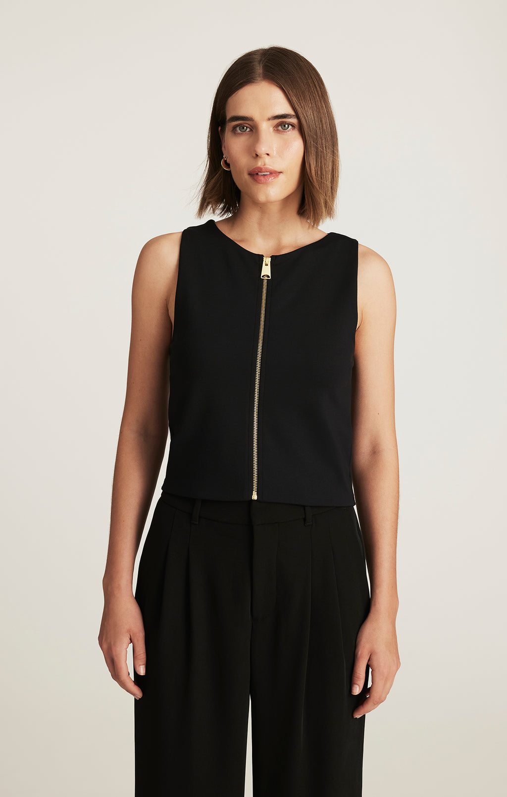 EDITION FULL ZIP CROP TOP IN BLACK - Mavi Jeans