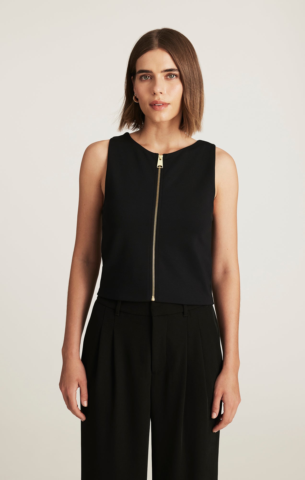 EDITION FULL ZIP CROP TOP IN BLACK - Mavi Jeans