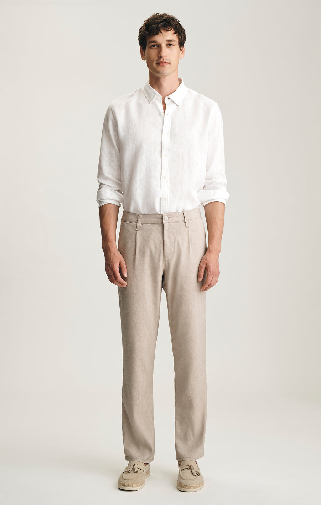WILL PLEATED STRAIGHT CHINO IN COFFEE LINEN - Mavi Jeans