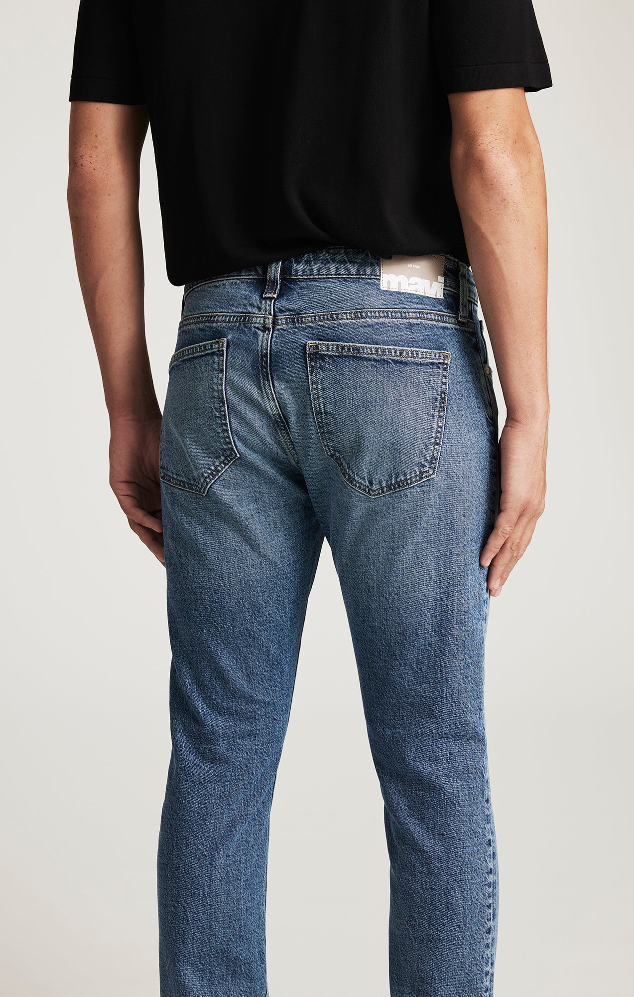 JAKE SLIM LEG IN USED BRUSHED CLASSIC BLUE - Mavi Jeans