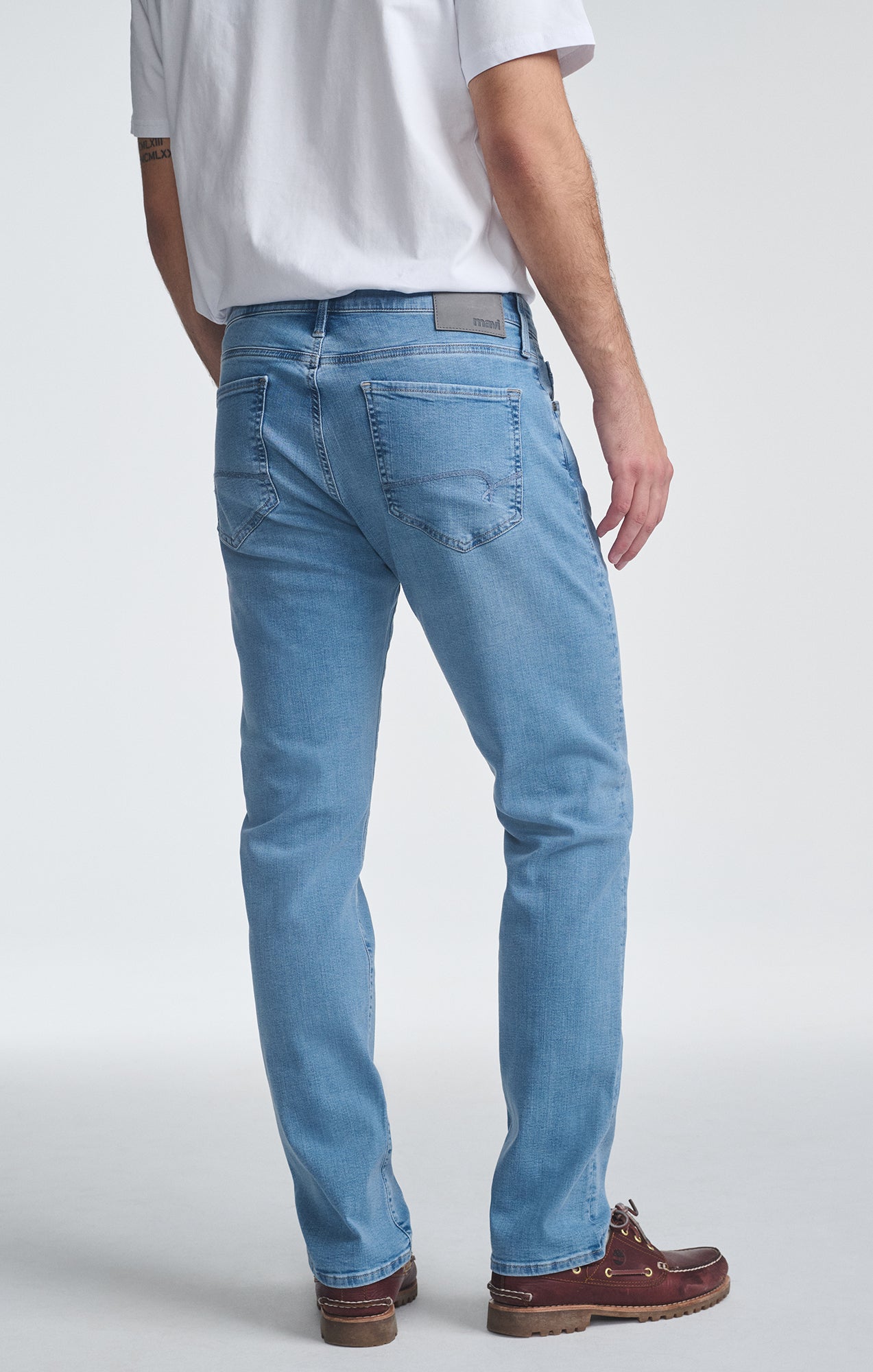 MARCUS SLIM STRAIGHT LEG IN SKY ORGANIC VINTAGE - Mavi Jeans