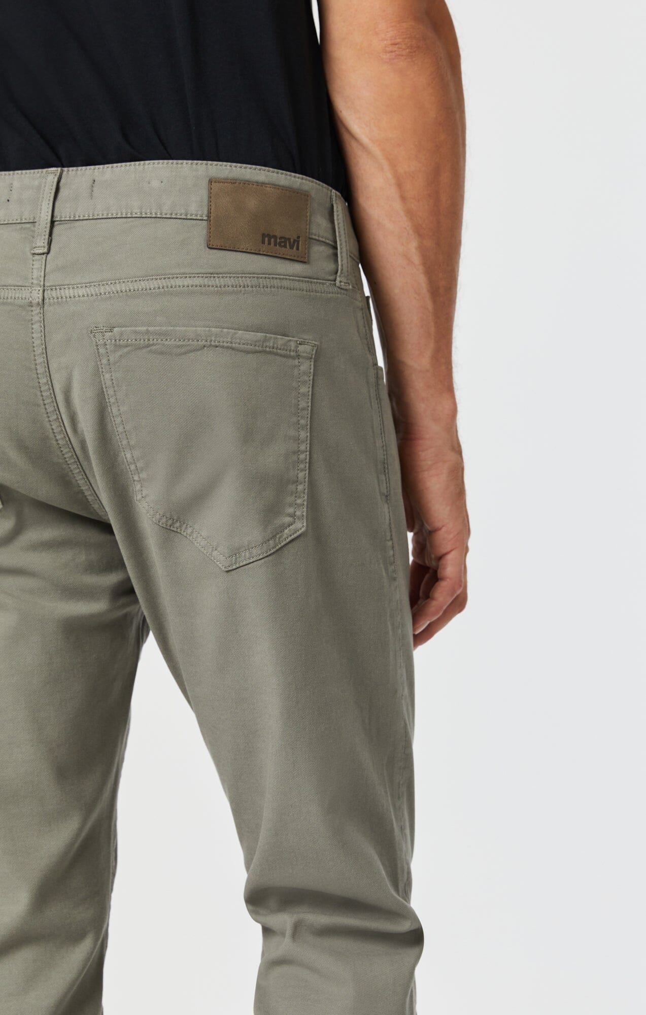 MARCUS SLIM STRAIGHT LEG IN PEWTER LUXE TWILL - Mavi Jeans