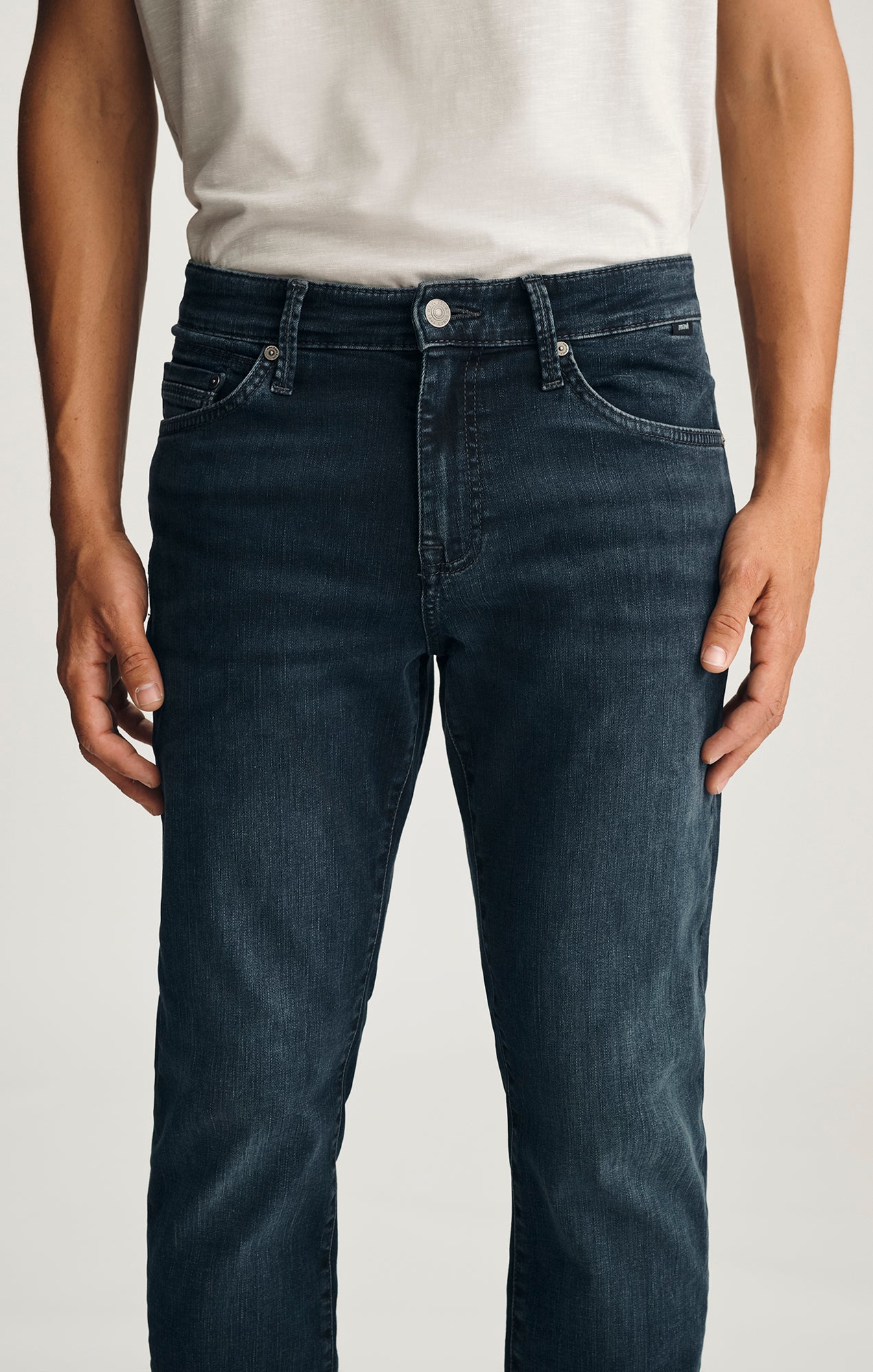 STEVE ATHLETIC FIT IN MIDNIGHT ORGANIC VINTAGE