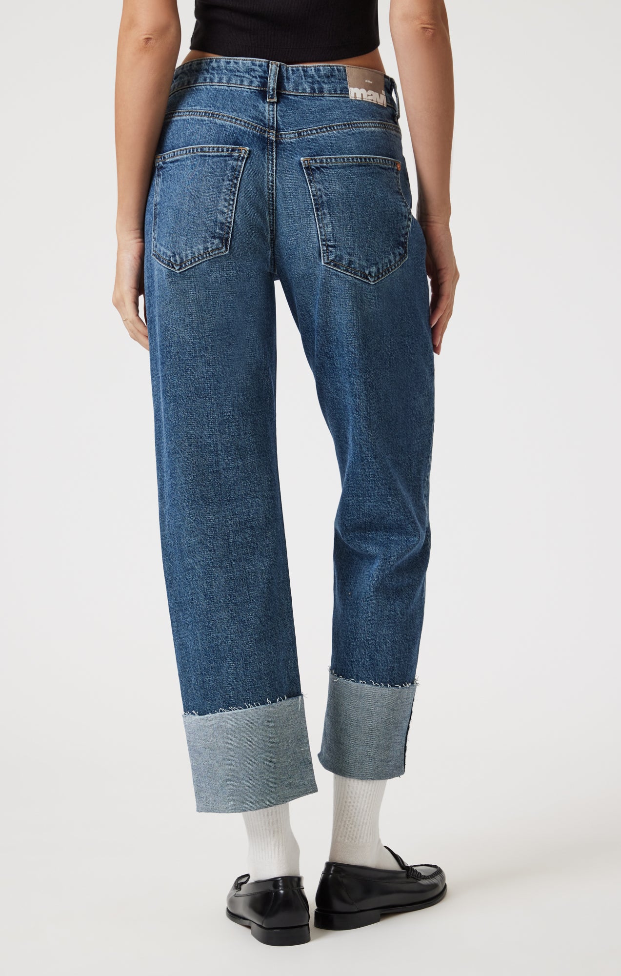 Mavi Women's Savannah Cuffed Straight Leg In Shaded Classic Blue