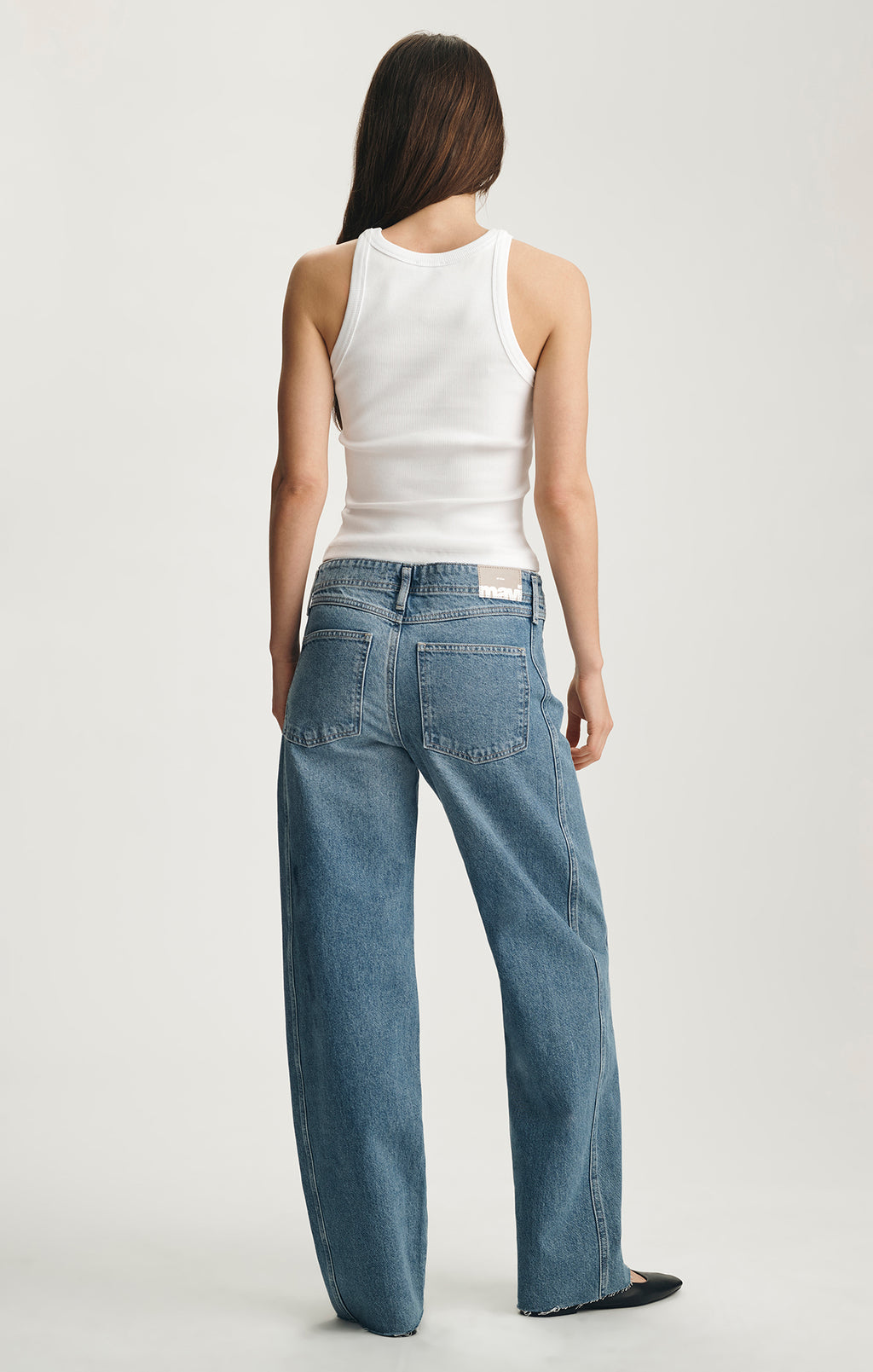 NICA CROSSOVER BARREL IN MID BRUSHED DENIM - Mavi Jeans