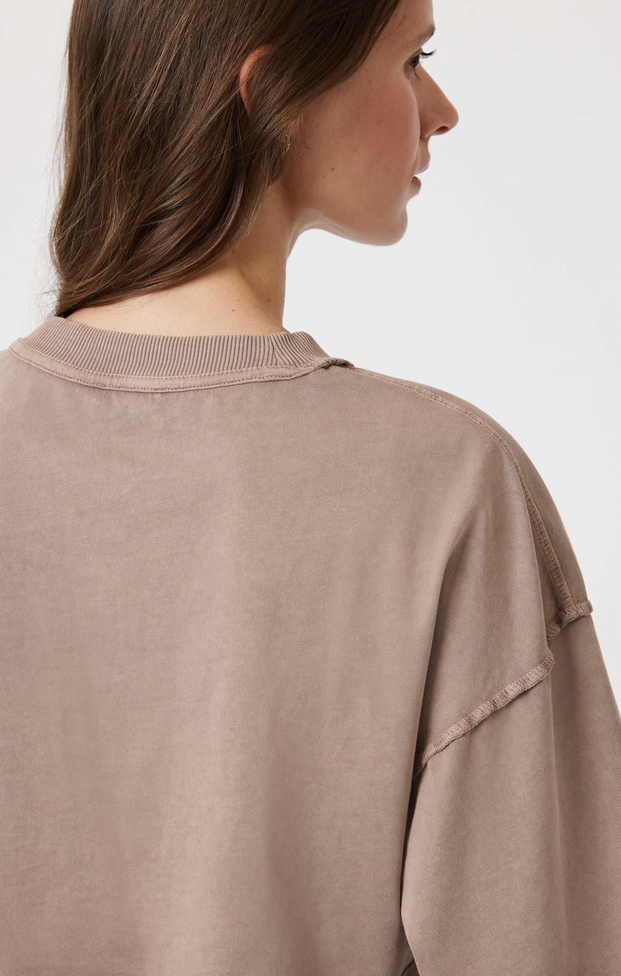 DROP SHOULDER CROPPED T-SHIRT IN MOON ROCK - Mavi Jeans
