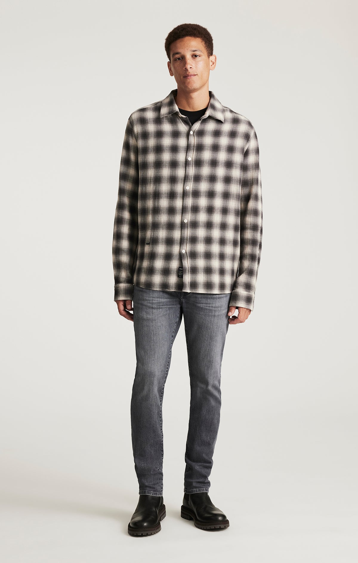 JAKE SLIM LEG IN STORMY WILLIAMSBURG - Mavi Jeans
