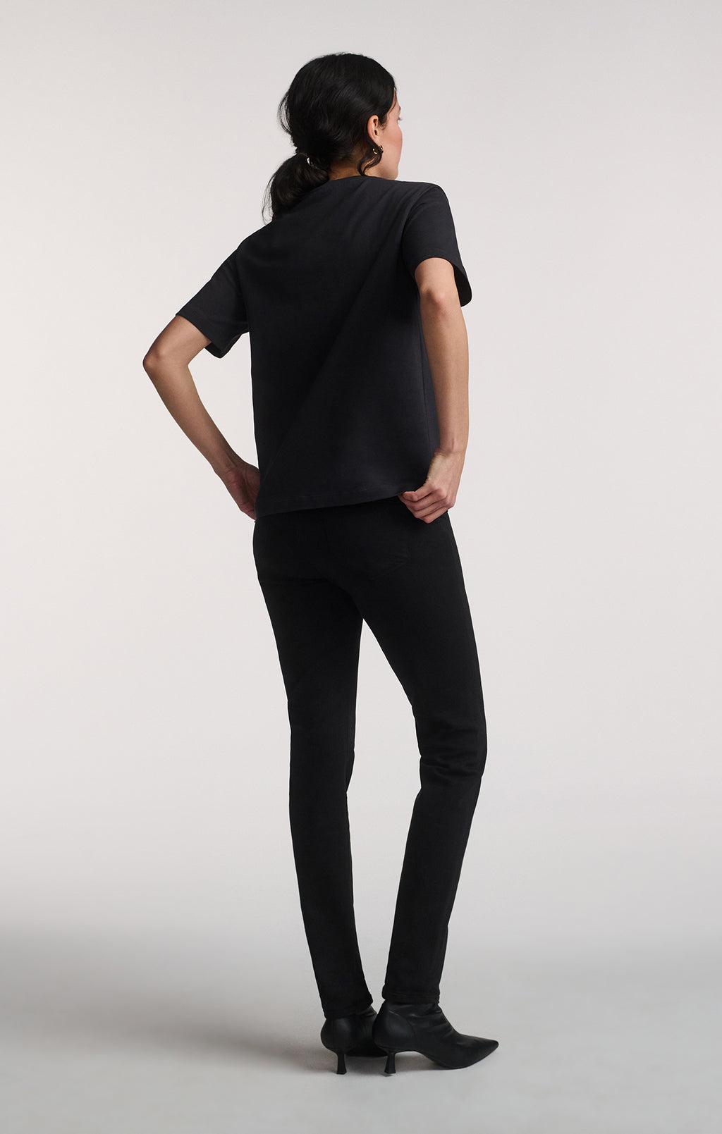 SHORT SLEEVE CREW NECK T-SHIRT IN PHANTOM - Mavi Jeans