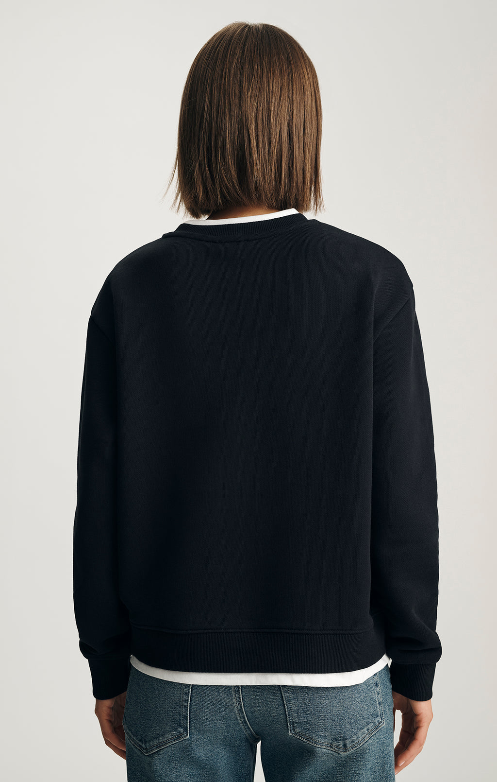 CREW NECK SWEATSHIRT IN BLACK