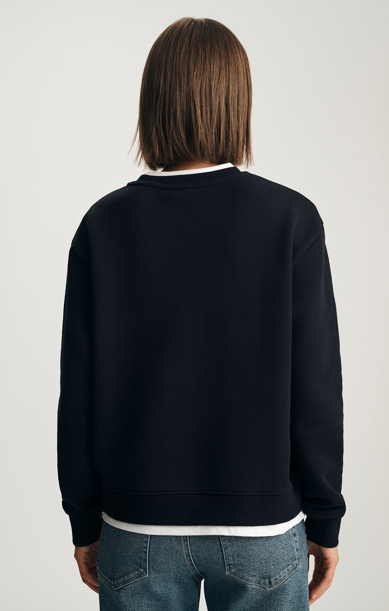 CREW NECK SWEATSHIRT IN BLACK