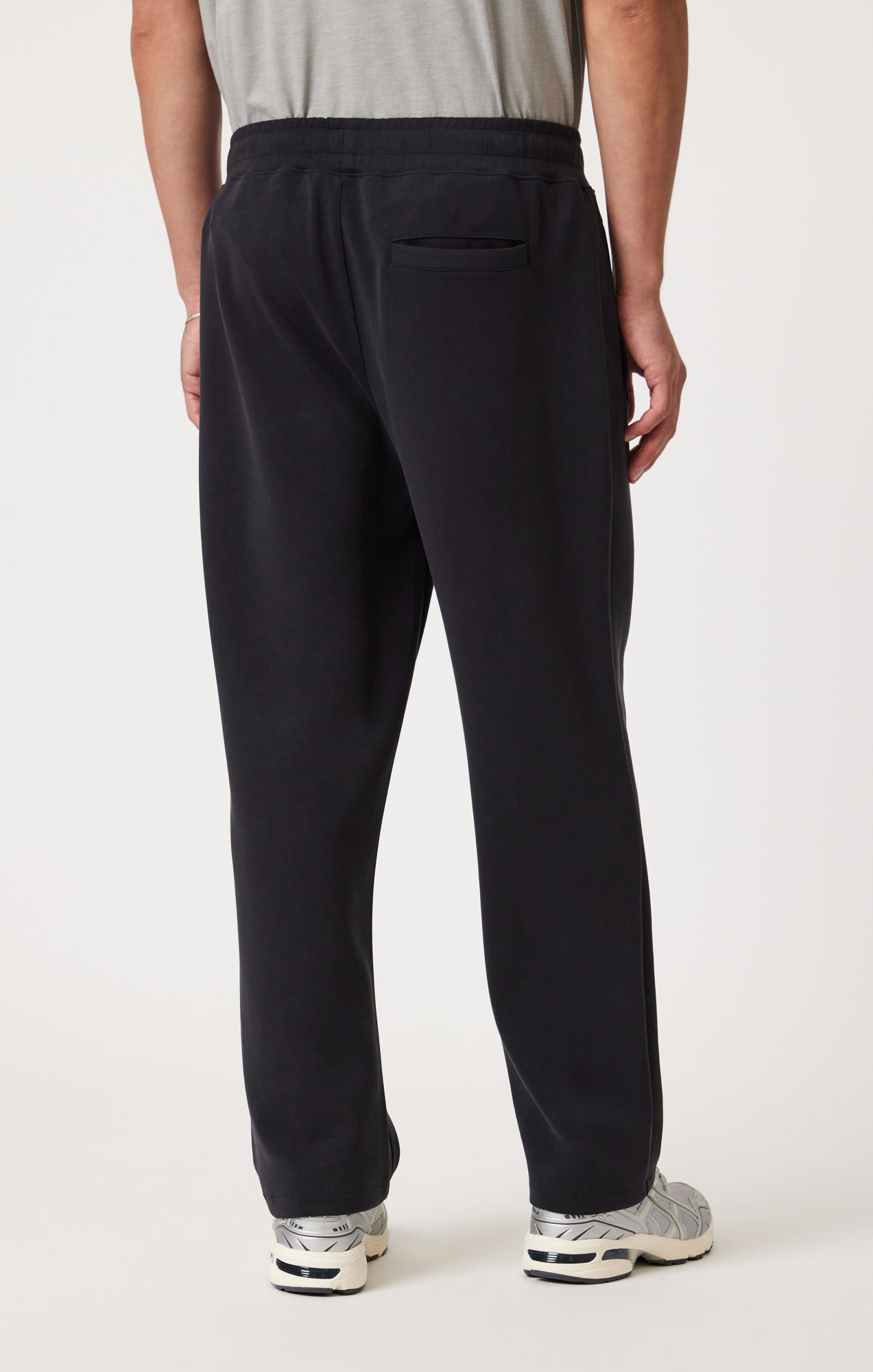 【新品未使用】Bluelea Sideslit sweatpants Black Mavi Men's Cozy TENCEL™ Sweatpants In Jet Black – Mavi Jeans