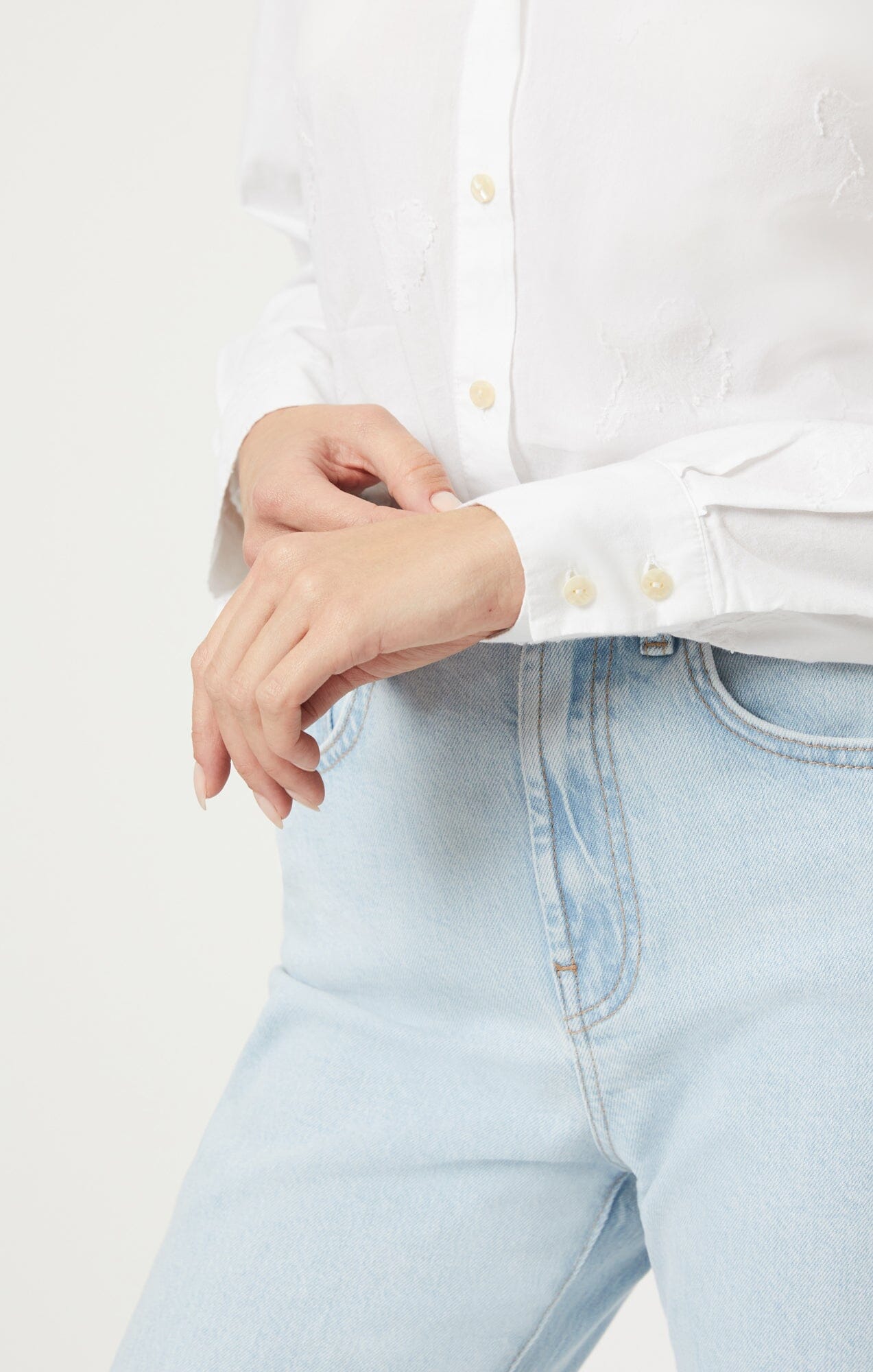 JACQUARD BUTTON-UP SHIRT IN ANTIQUE WHITE - Mavi Jeans