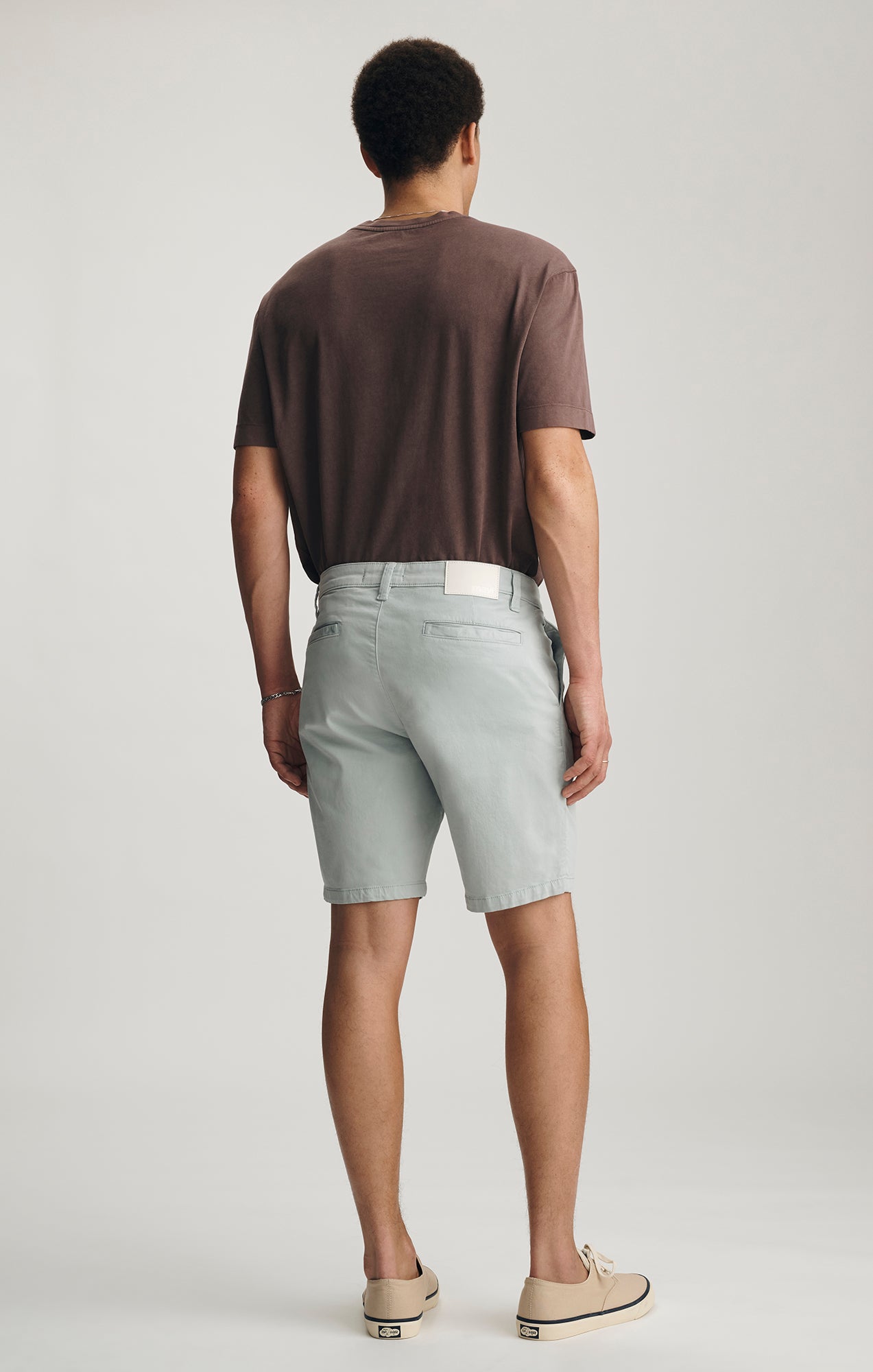 NOAH SHORTS IN SKY BLUE TWILL