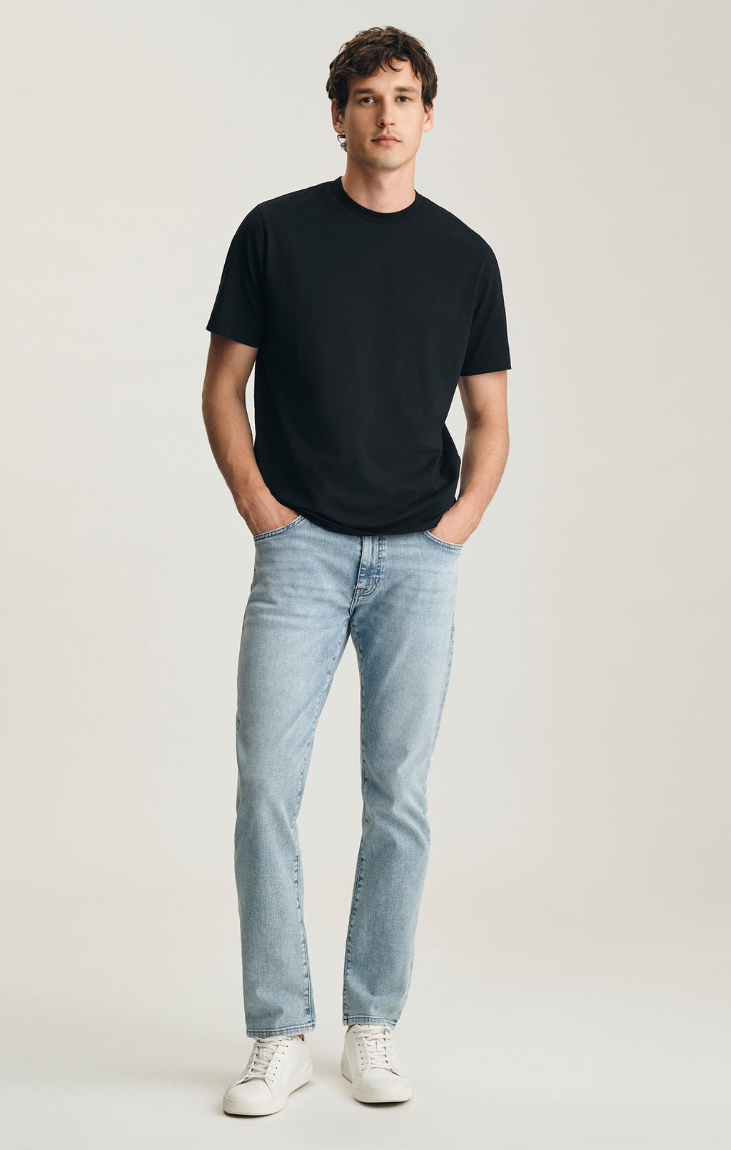 CREW NECK T-SHIRT IN BLACK - Mavi Jeans