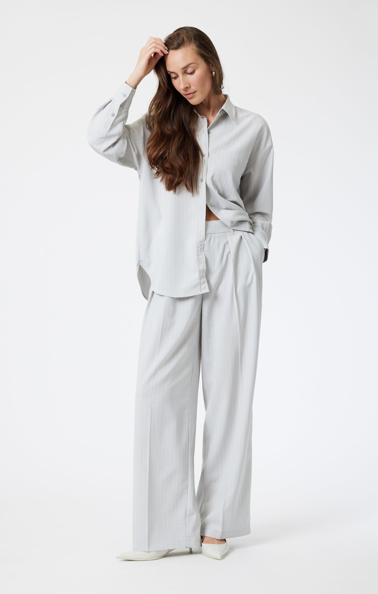 PLEATED WIDE LEG PANTS IN PIN STRIPE - Mavi Jeans
