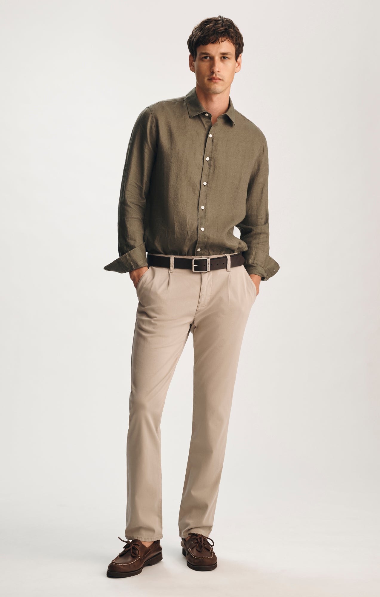 WILL PLEATED STRAIGHT CHINO IN NATURE CITY