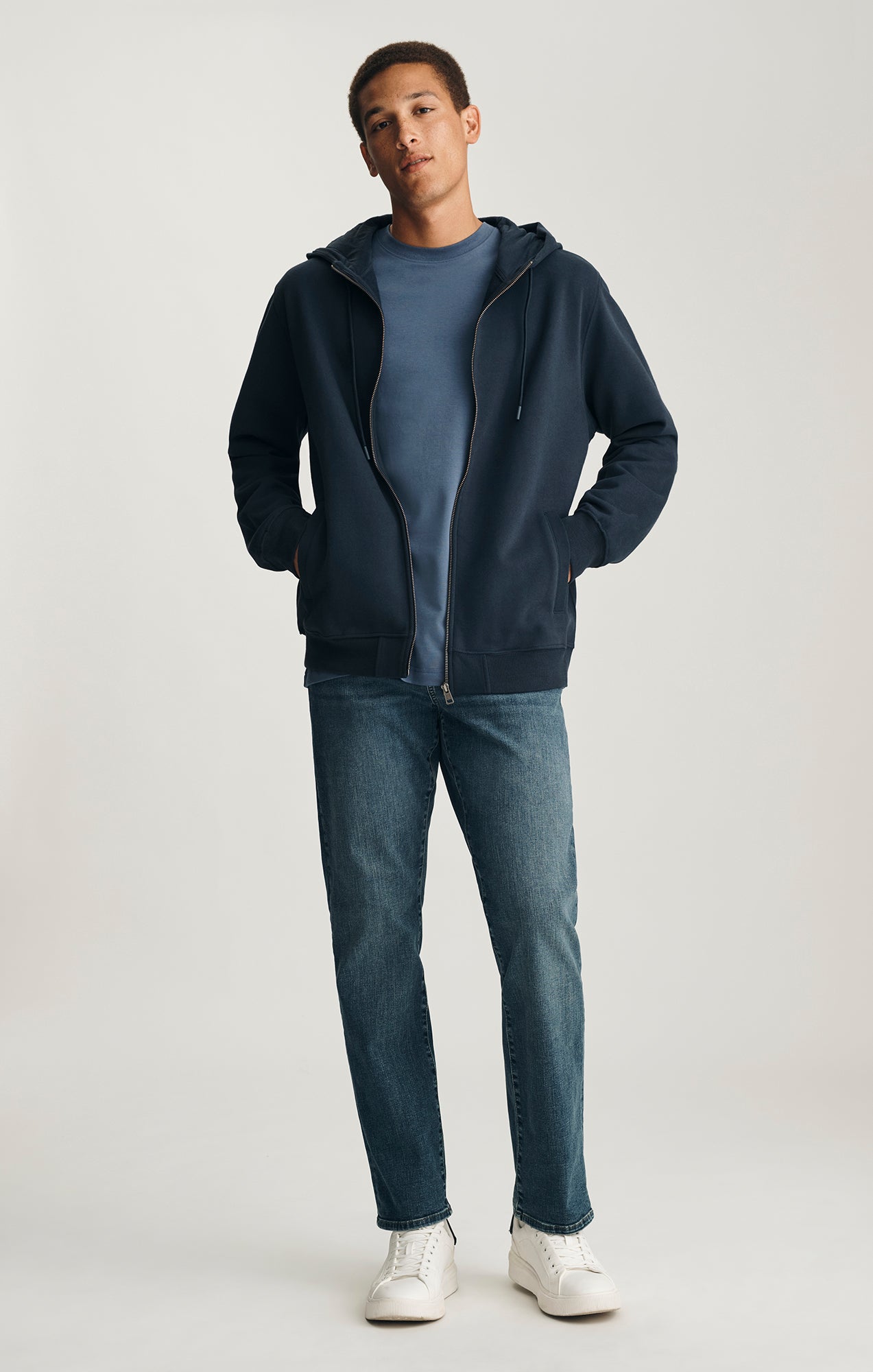 MATT RELAXED STRAIGHT LEG IN USED BRUSHED ORGANIC VINTAGE