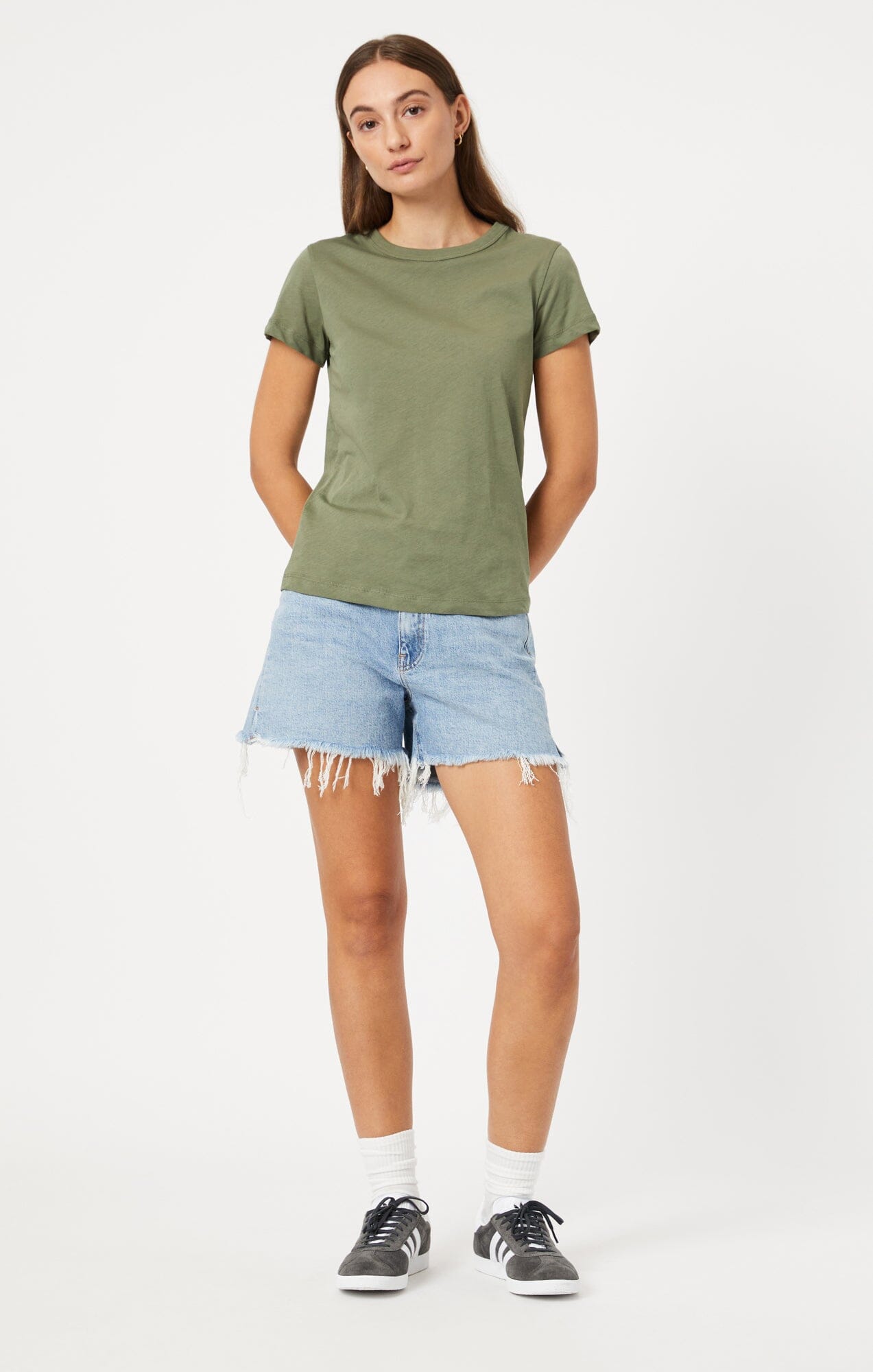 SLIM CREW NECK T-SHIRT IN DEEP LICHEN GREEN - Mavi Jeans