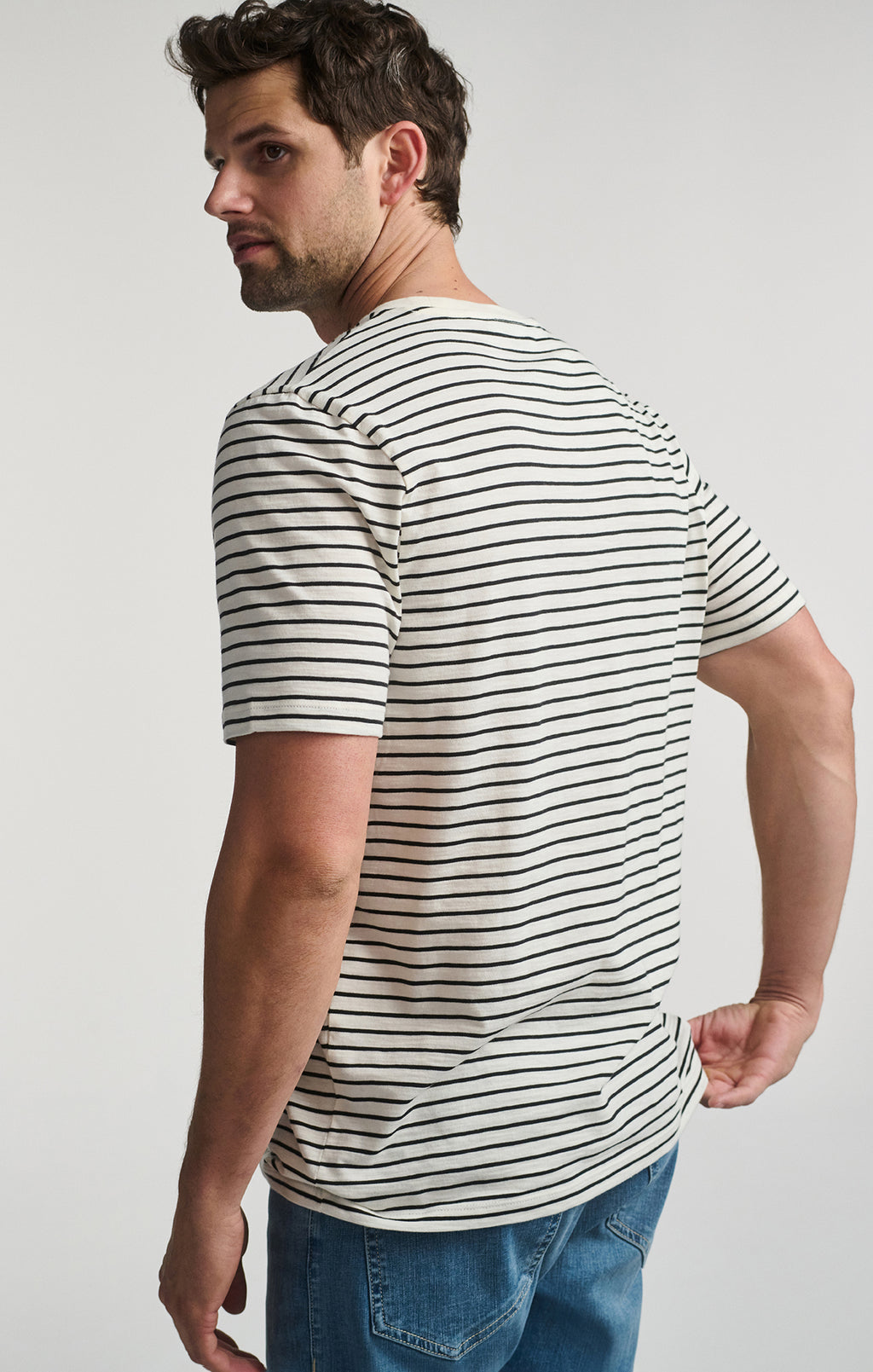 STRIPED SHORT SLEEVE CREW NECK T-SHIRT IN ANTIQUE WHITE - Mavi Jeans